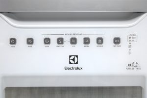 May Rua Chen Mini Electrolux Esf6010bw 1480w