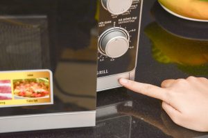 Lo Vi Song Co Nuong Sharp R G222vn S 20 Lit