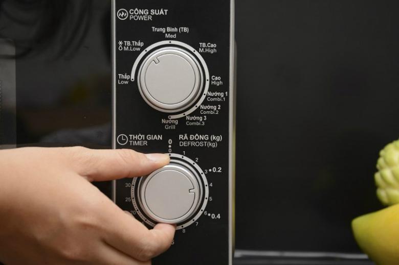 Lò vi sóng có nướng SHARP R-G222VN-S 20 lít Lò vi sóng có nướng SHARP R-G222VN-S 20 lít