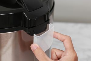 Noi Com Dien Tu Kangaroo 1.8 Lít KG18DR6