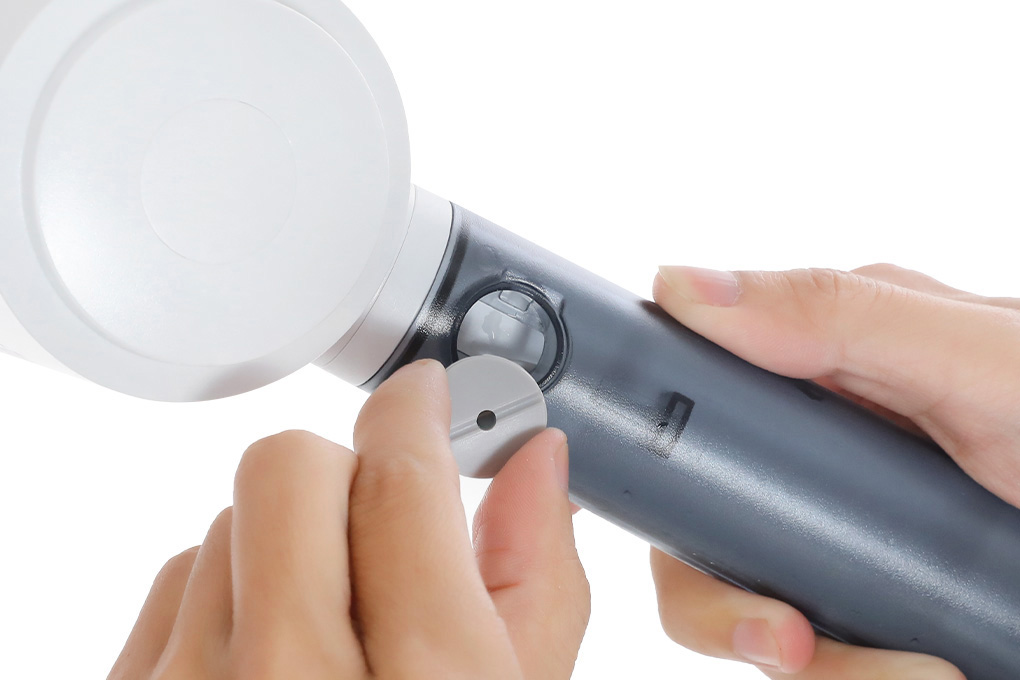 Bàn ủi hơi nước cầm tay Panasonic NI-GHD015WRA 1570W Bàn ủi hơi nước cầm tay Panasonic NI-GHD015WRA 1570W