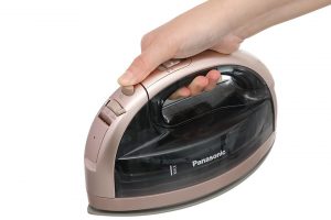 Bàn ủi hơi nước Panasonic NI-WL35PNRA 1800W