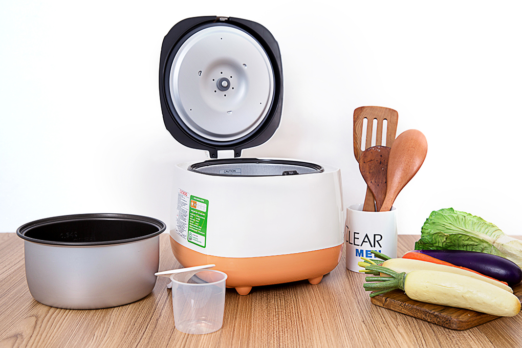 Nồi cơm nắp gài Cuckoo 0.5 lít CR-0331 Nồi cơm nắp gài Cuckoo 0.5 lít CR-0331
