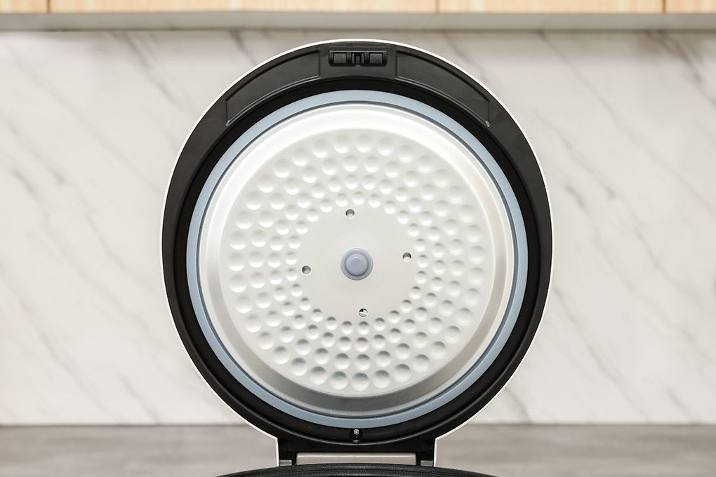 Nồi cơm nắp gài Cuckoo 1.8 lít CR-1096 Nồi cơm nắp gài Cuckoo 1.8 lít CR-1096