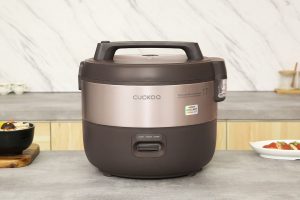 Nồi cơm nắp gài Cuckoo 3.06 lít CR-1755/KBBKCRVN