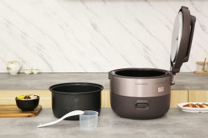 Nồi cơm nắp gài Cuckoo 3.06 lít CR-1755/KBBKCRVN