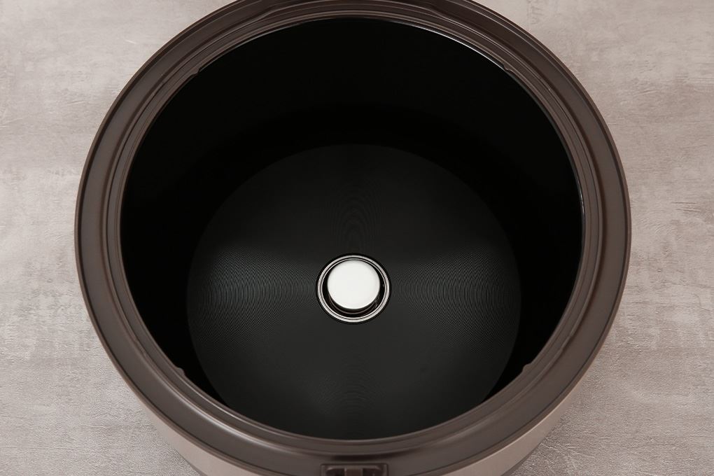 Nồi cơm nắp gài Cuckoo 3.06 lít CR-1755/KBBKCRVN Nồi cơm nắp gài Cuckoo 3.06 lít CR-1755/KBBKCRVN