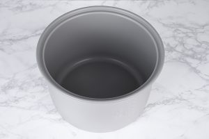 Nồi cơm nắp gài Cuckoo 3 lít CR-1713