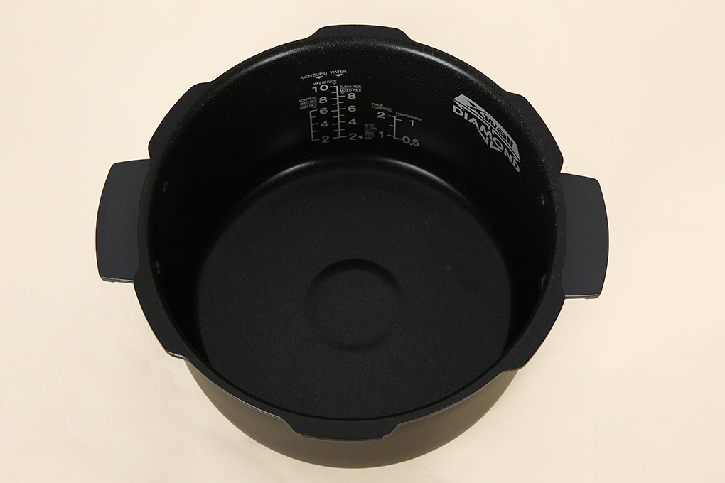 Nồi cơm điện tử áp suất Cuckoo 1.8 lít CRP-RT1008F Nồi cơm điện tử áp suất Cuckoo 1.8 lít CRP-RT1008F
