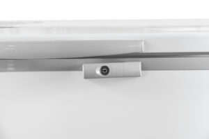 Tu Dong Sanaky Inverter 800 Lit Vh 8699hy3