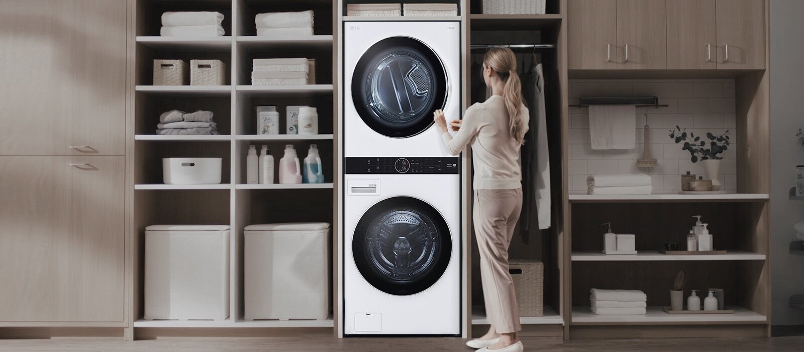 Tháp giặt sấy cao cấp LG WashTower 21 kg sấy 16 kg WT2116SHEG