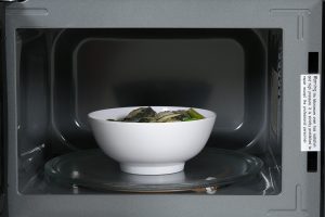 Lò vi sóng có nướng Electrolux EMG20K22B 20 lít