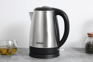 Ấm đun siêu tốc Tefal 1.7 lít KI800D68