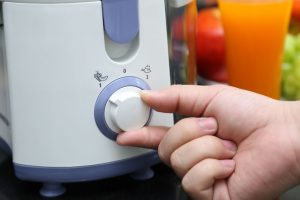 Máy ép trái cây Philips HR1811