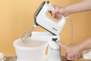 Máy nhồi bột đánh trứng Philips HR3745/00