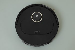 Robot hút bụi lau nhà Roborock Q Revo 5AE - Đen