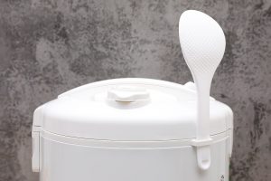 Nồi cơm nắp gài BlueStone 1.8 lít RCB-5525