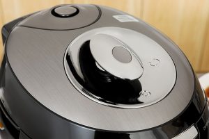 Nồi cơm áp suất cao tần Cuckoo 1.08 lít CRP-BHBC0600F