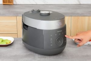Nồi cơm áp suất cao tần Cuckoo 1.08 lít CRP-LHBR0600F