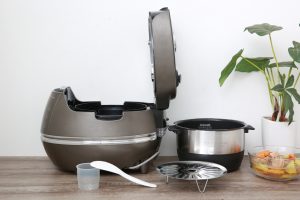 Nồi cơm điện cao tần Cuckoo 1.8 lít CRP-CHSS1009FN