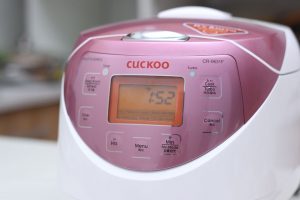 Nồi cơm điện tử Cuckoo 1 lít CR-0631F/IVPIVNCV