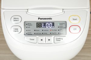 Nồi cơm điện tử Panasonic 1 lít SR-CL108WRAM